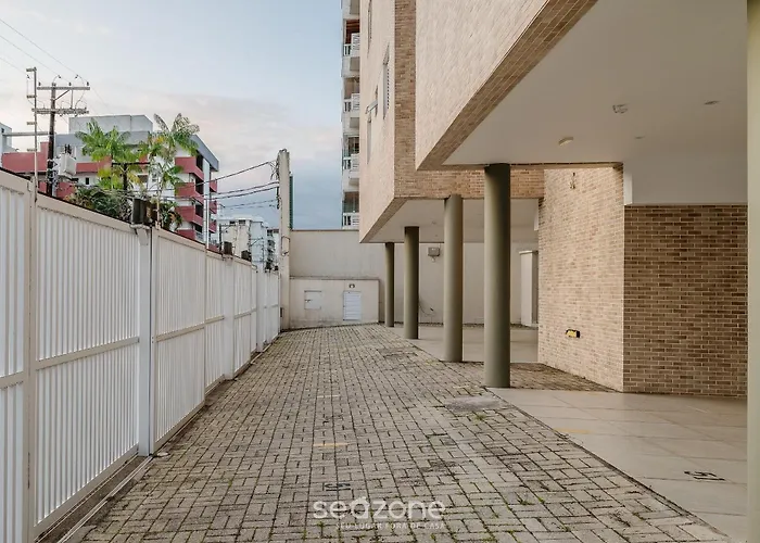 PVI - Apartamentos charmosos a apenas 450m da orla em Ubatuba/SP